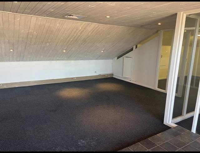189M² OFFICE TO LET IN TYGER VALLEY
